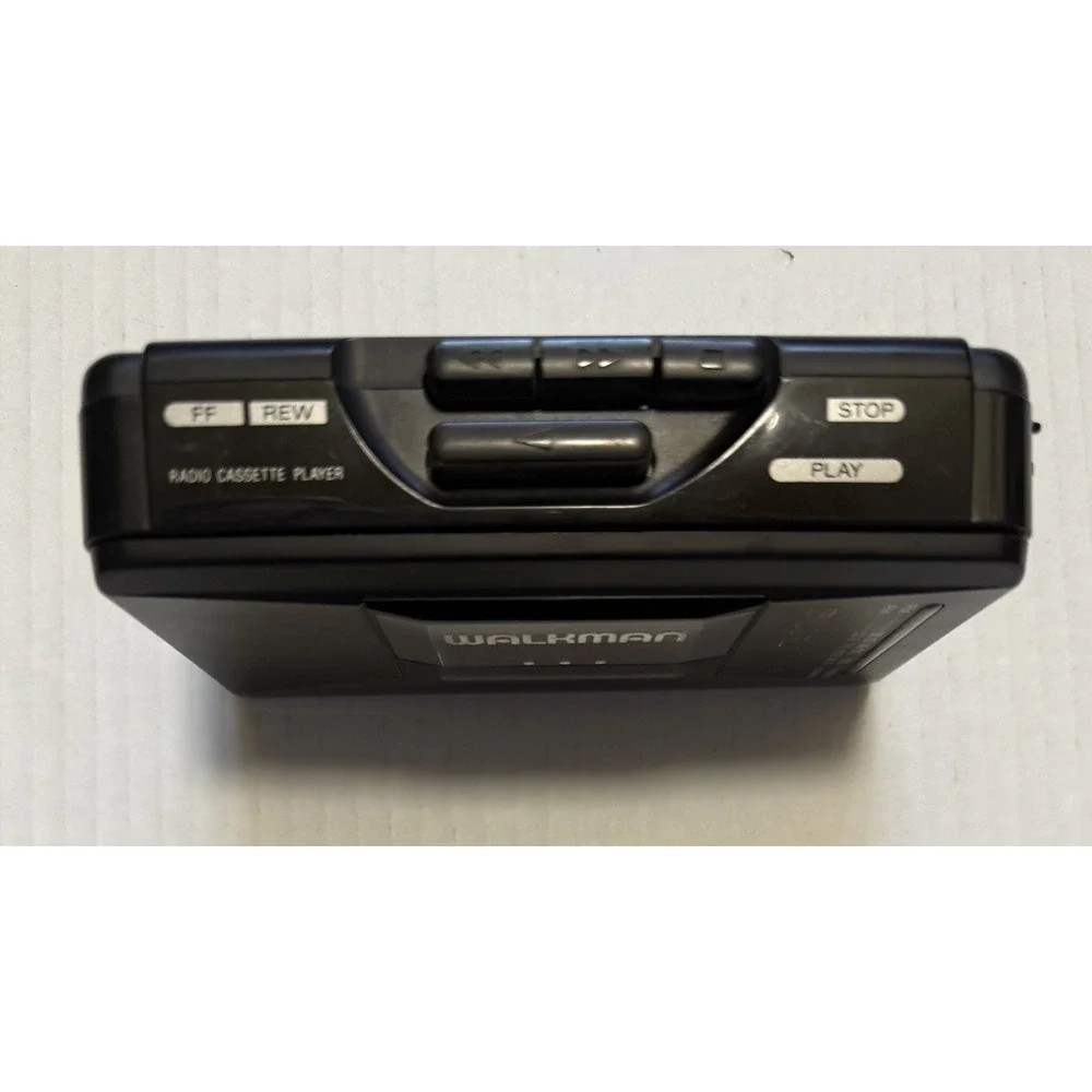 SONY WALKMAN WM-AF23 FM/AM Vintage‎ Cassette Player - Radio & Cassette Work!